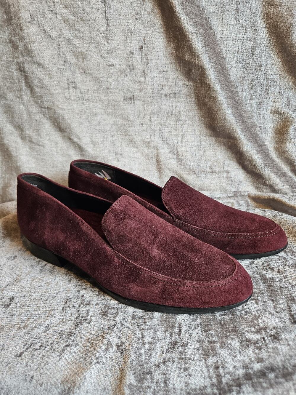 MUNRO Burgundy Suede Loafer Size 9.5 N